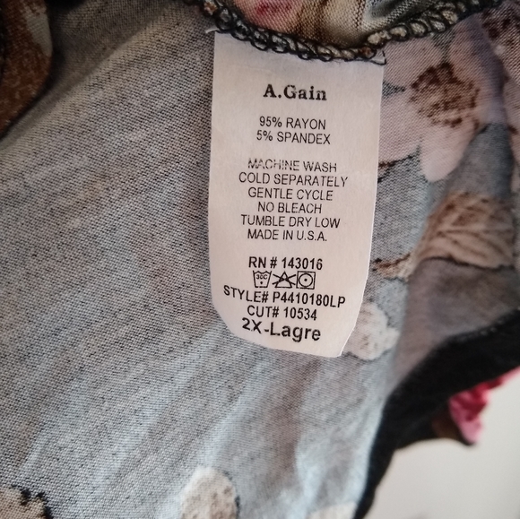 A.Gain Long Sleeve Floral Top 2X fits like 1X - Picture 5 of 5